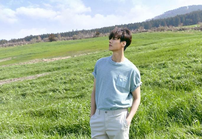 Mỹ nam Won Bin thích nghi cuộc sống nông thôn-1