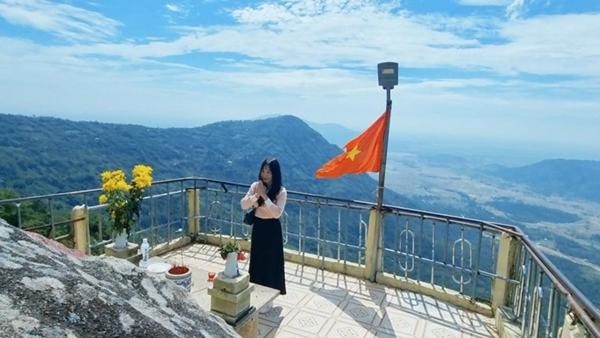 Lên nóc nhà miền Tây... cưỡi gió, săn mây-3