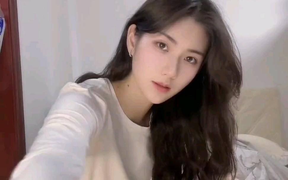 Nữ thần điền kinh nổi tiếng vì quá xuất sắc, ngoại hình gây sốt mạng xã hội-8