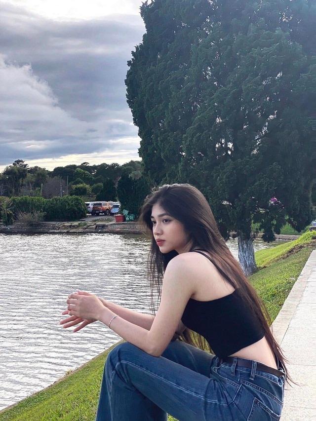 Ảnh lúc nhỏ giúp Á hậu Minh Kiên thoát nghi vấn thẩm mỹ 1 điểm trên mặt-4