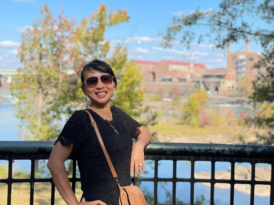 Người phụ nữ Việt kể chuyện lấy chồng thuộc bộ tộc kỳ lạ nhất nước Mỹ-1