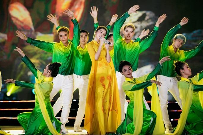 Ba ca sĩ mỹ nhân Việt bị thời gian bỏ quên-1