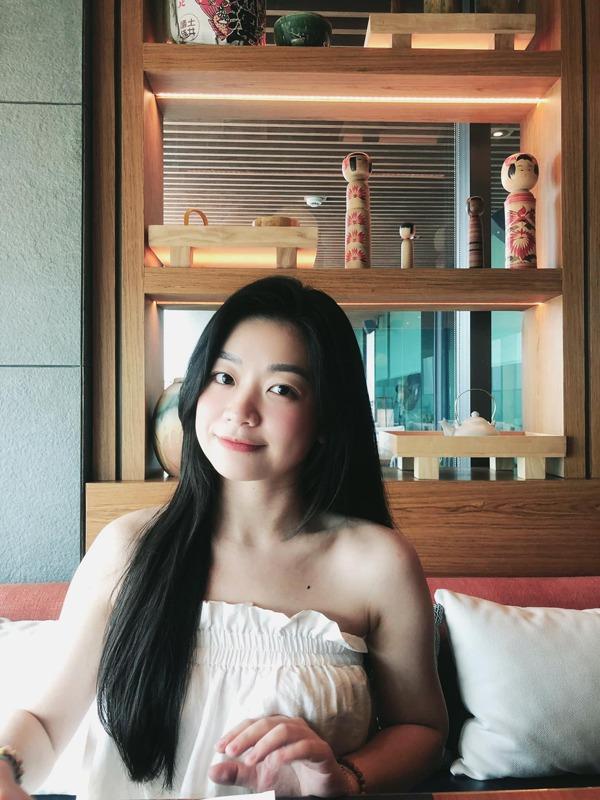 Con gái NSND Thu Quế - NSƯT Phạm Cường: Nhan sắc xinh đẹp thừa hưởng gen bố mẹ-1