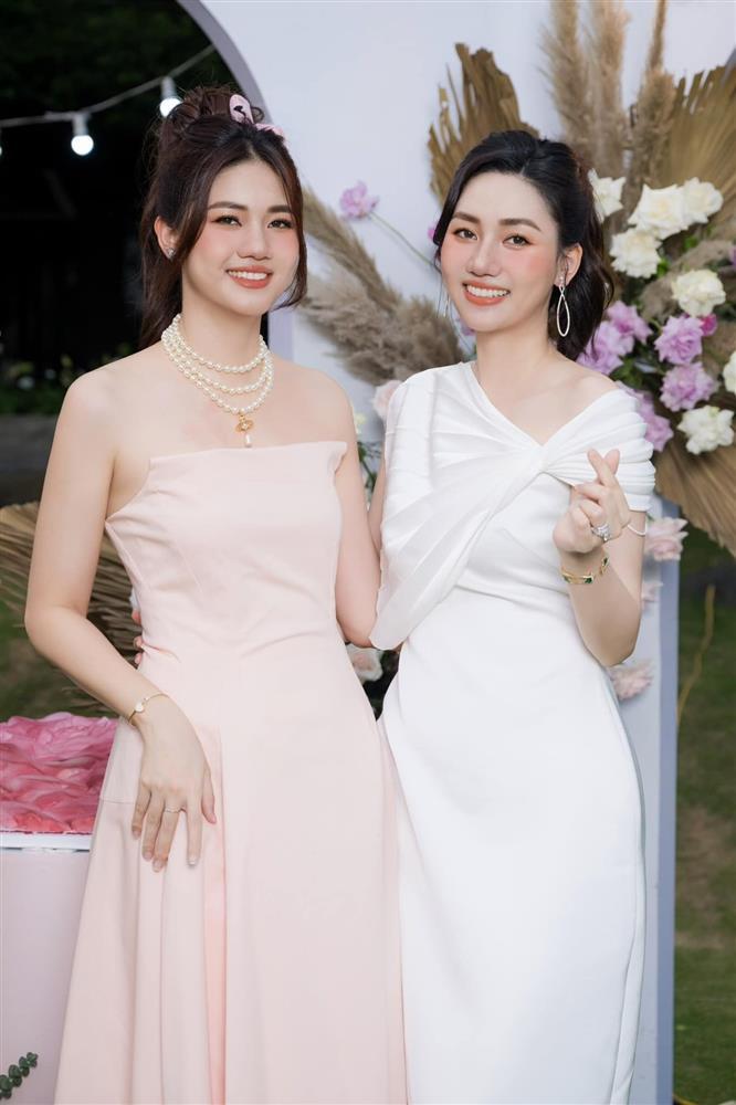 Những cặp chị em đạt thứ hạng cao trong các cuộc thi Hoa hậu-13