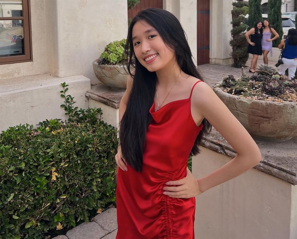 Jenny Huỳnh về nước, lên đồ dự sự kiện đơn giản mà vẫn đẹp-2