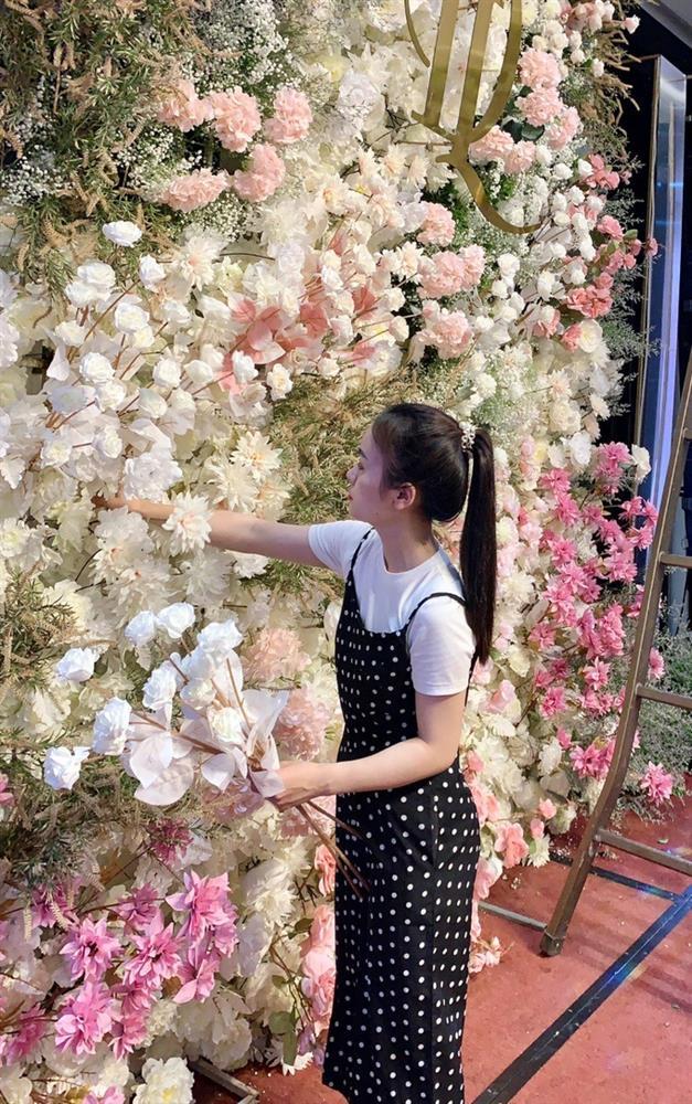 Góc khuất nghề làm rạp cưới sang chảnh: Kiếm ngon hàng trăm triệu?-3