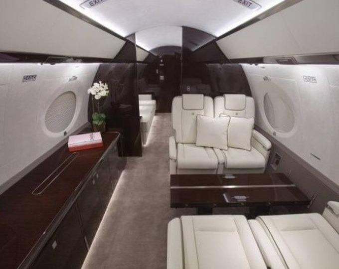 Chuyên cơ sang trọng tốn hàng chục tỷ đồng của Blackpink khi lưu diễn-4