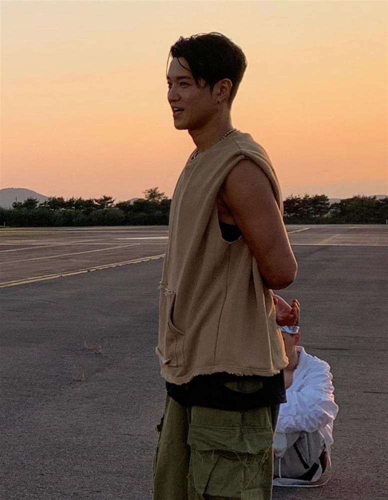 Điểm danh dàn vũ công toàn trai xinh, gái đẹp của nhóm BlackPink-3