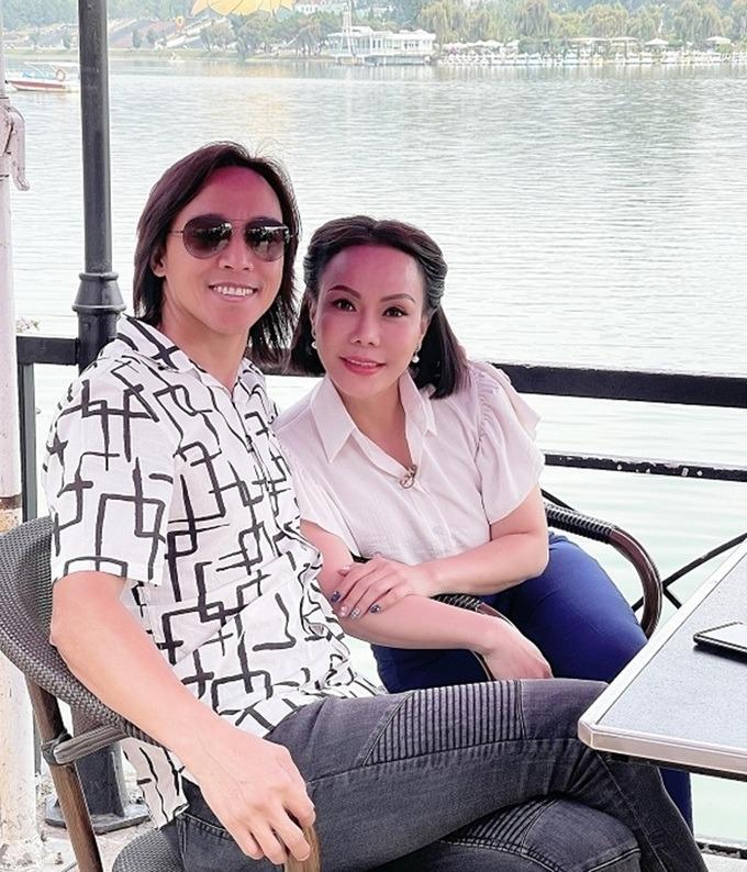 Việt Hương: 17 năm viên mãn bên chồng nhạc sĩ, ở biệt thự hơn 200 tỷ đồng-4