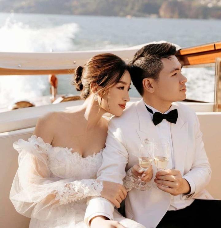 Hoa hậu Đỗ Mỹ Linh sinh con gái-1