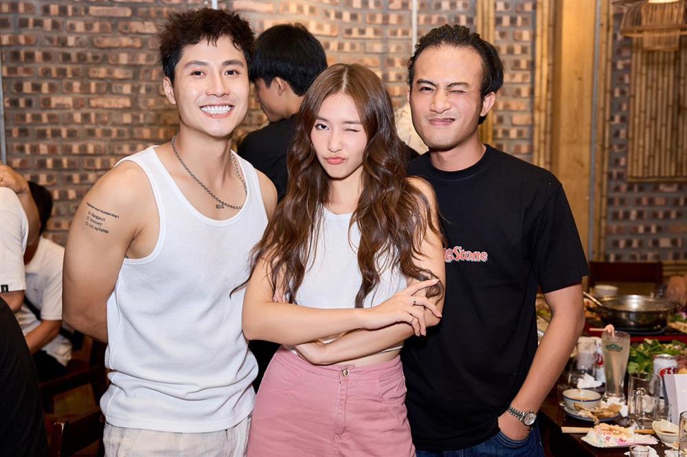 Cảnh quay cuối úp mở cái kết ngọt ngào cho Thanh Sơn - Khả Ngân-4