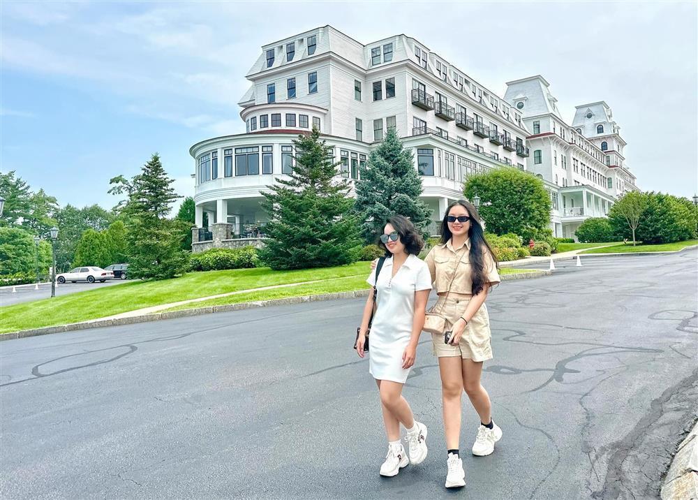 Con út 15 tuổi của siêu mẫu Thúy Hạnh được dân mạng ví von là tiểu Kim Tea Hee-3