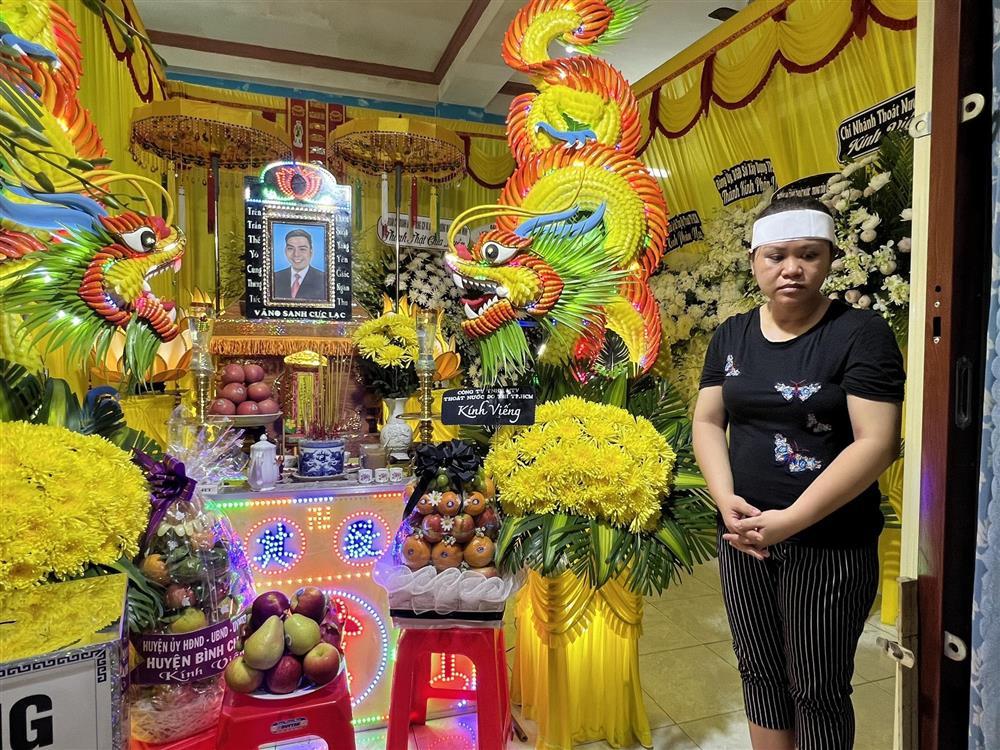 Xót xa đám tang nam công nhân tử vong trong ống cống ở TP.HCM-1