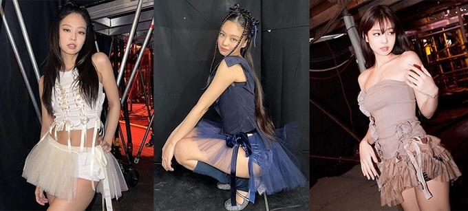 Trang phục diễn mang tính biểu tượng, gợi cảm của nhóm Blackpink-2