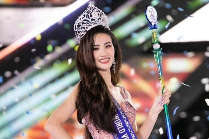 Bạn trai Hoa hậu Ý Nhi lên tiếng về ồn ào bạn trai phải thay đổi để theo kịp tôi-4