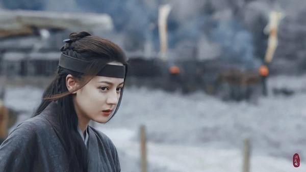 Địch Lệ Nhiệt Ba lép vế trước Dương Tử vì diễn xuất kém-5