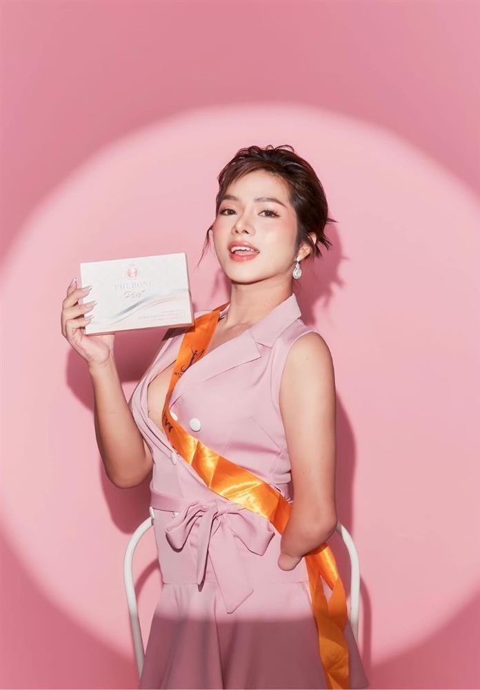 Người đẹp cụt 2 chân, 1 tay gây xúc động ở Hoa hậu Chuyển giới Thái Lan-6