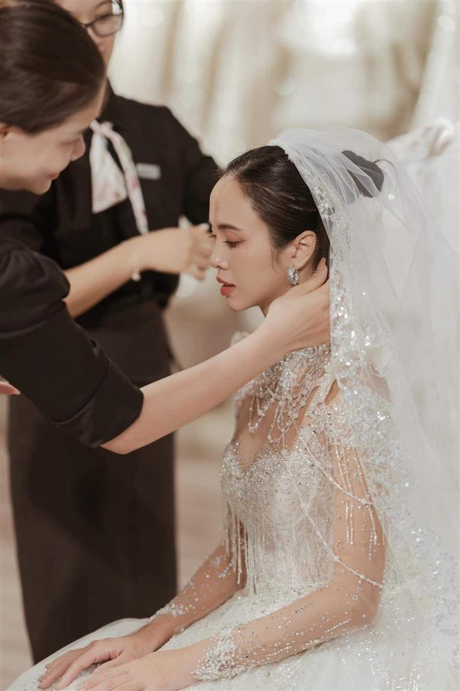 Cô dâu Vũ Ngọc Anh đẹp kiêu sa trong chiếc váy cưới trước thềm hôn lễ-2
