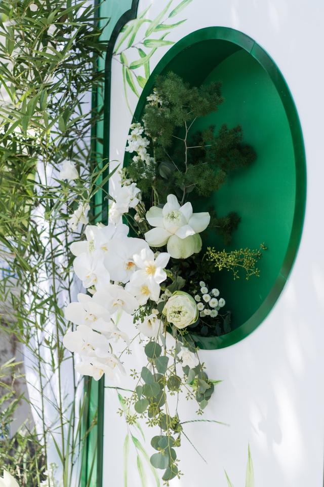 Đám hỏi Phương Oanh - Shark Bình: Một nghệ sĩ nổi tiếng cũng chọn thiết kế tương tự nhưng vì sao không gây tranh cãi?-2