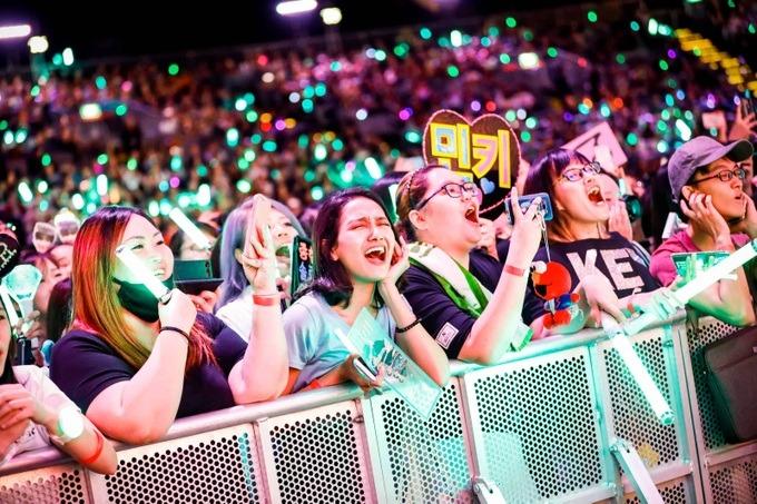 Người hâm mộ phải ghi nhớ 7 điều này khi đi đu thần tượng-3