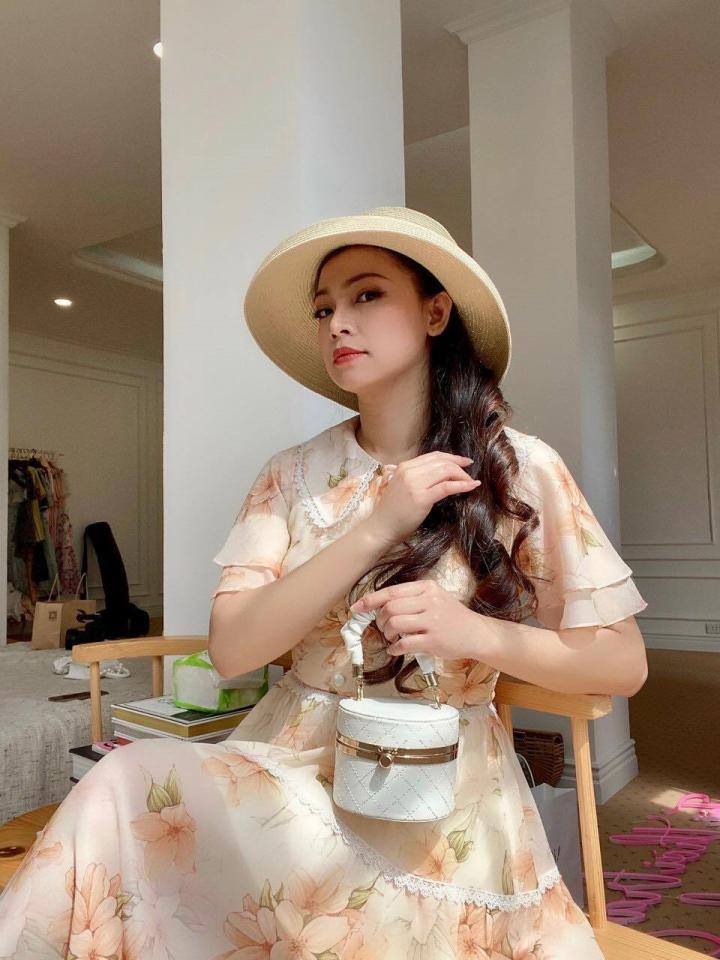 Điều ít biết về chị chủ nhà lươn lẹo trong phim Món Quà Của Cha-3