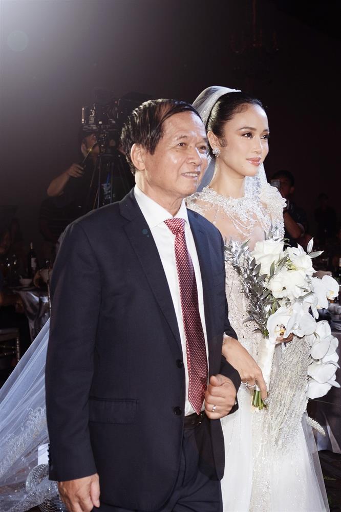 Cường Seven nhắn nhủ vợ trong lễ cưới: Anh không bằng người khác nhưng anh yêu em-3