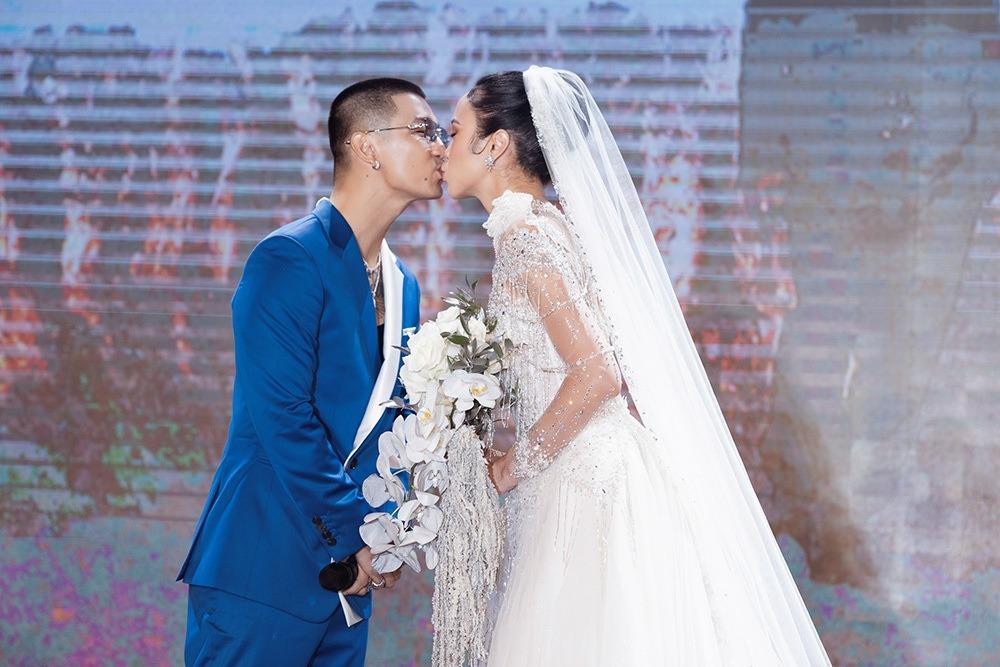 Cường Seven nhắn nhủ vợ trong lễ cưới: Anh không bằng người khác nhưng anh yêu em-6