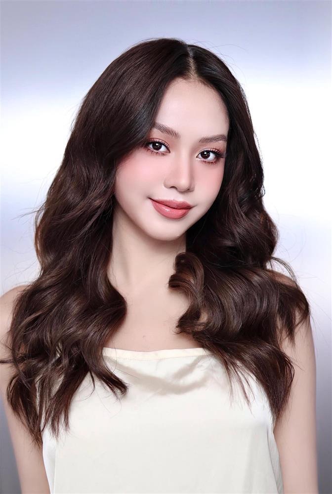 Các Hoa hậu tài sắc vẹn toàn đang theo học trường đại học nào?-5