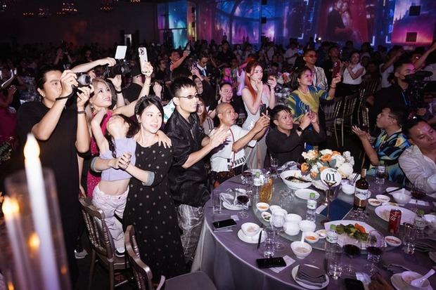 SOOBIN, ông xã Tóc Tiên và dàn sao Vbiz đổ bộ đám cưới Cường Seven - Vũ Ngọc Anh-3