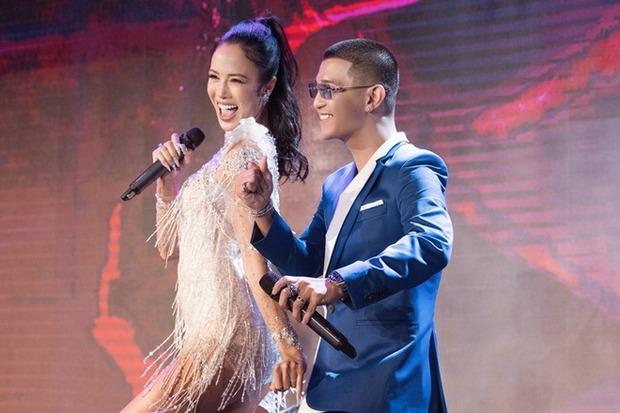 SOOBIN, ông xã Tóc Tiên và dàn sao Vbiz đổ bộ đám cưới Cường Seven - Vũ Ngọc Anh-6