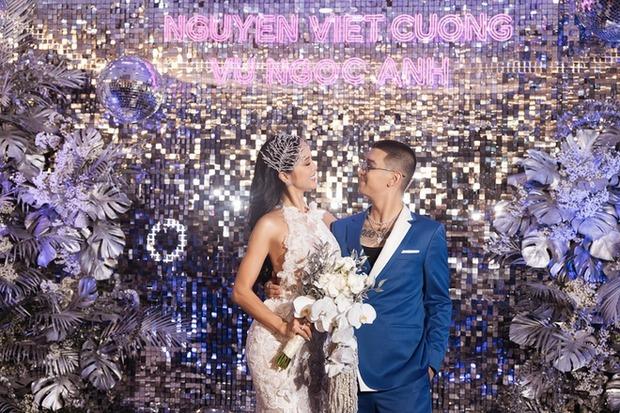 SOOBIN, ông xã Tóc Tiên và dàn sao Vbiz đổ bộ đám cưới Cường Seven - Vũ Ngọc Anh-7