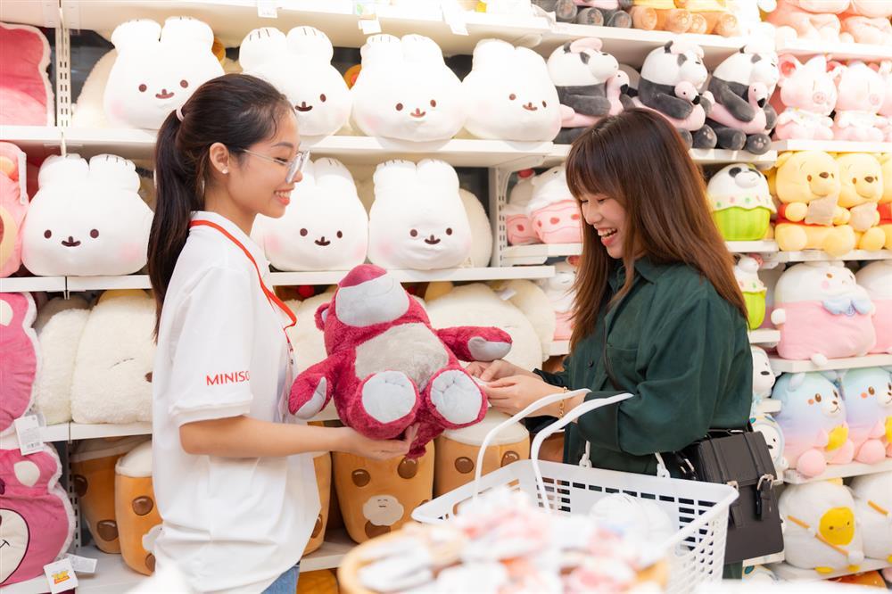 Thương hiệu bán lẻ MINISO khai trương cửa hàng 3 tầng đầu tiên ở Việt Nam-4