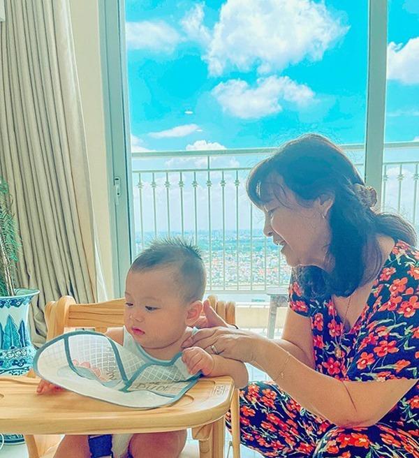 Một Á hậu Vbiz được mẹ chồng chiều hết lòng, khán giả tò mò về thân thế của người phụ nữ ấy-8