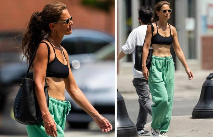 Phản ứng Katie Holmes sau khi bị chê tơi bời vì mặc áo ngực xuống phố-1