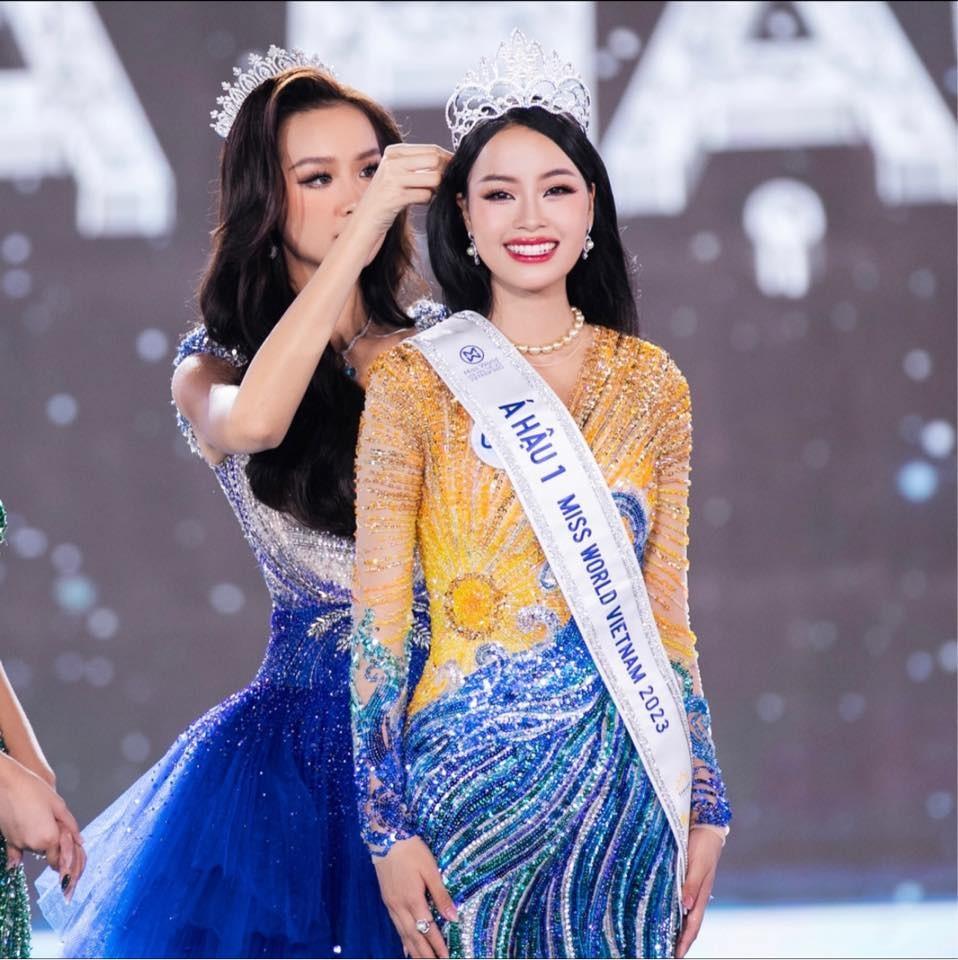 Lần đầu tiên xứ Nghệ có hai chị em ruột cùng lọt Top cuộc thi Hoa hậu danh giá, ngôi nhà ở quê có gì đặc biệt?-1