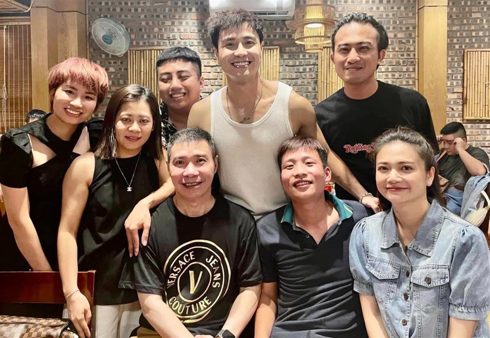 NSND Công Lý đóng vai gì trong Gia Đình Mình Vui Bất Thình Lình?-2