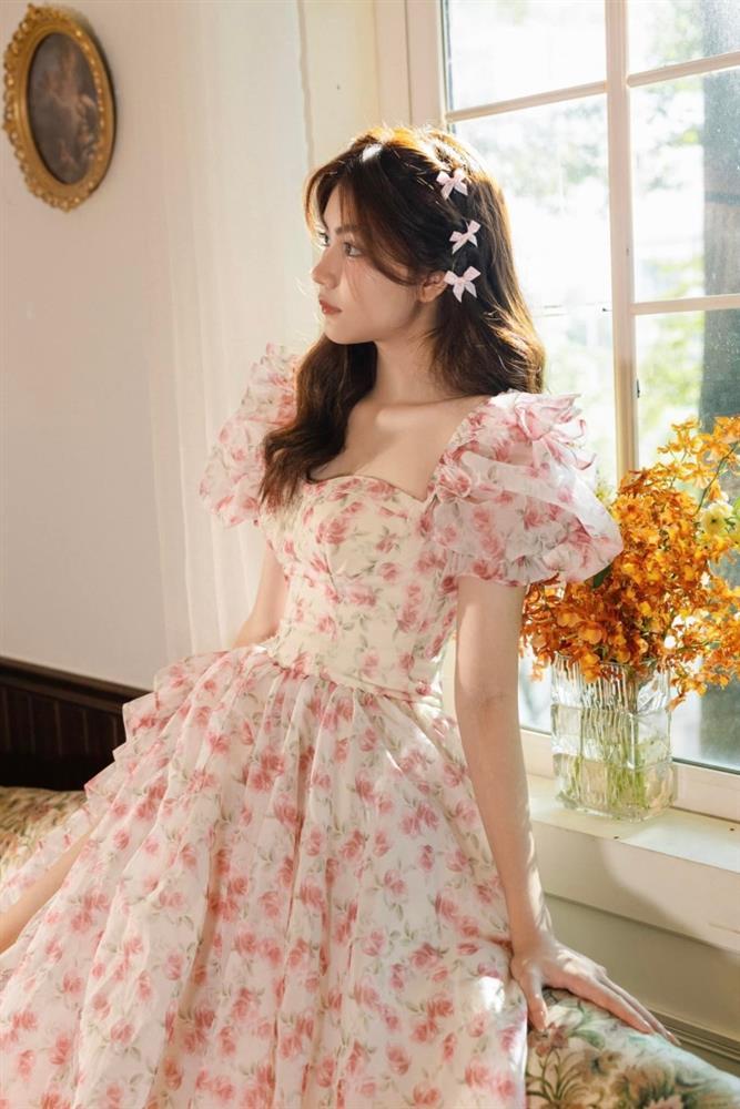 Vợ đại gia của Quyền Linh khoe loạt ảnh con gái tuổi trăng rằm xinh như Hoa hậu-2