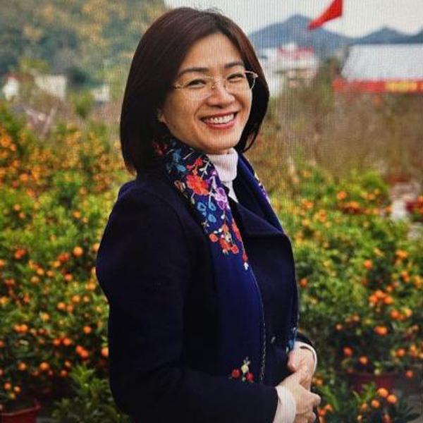 Ngoại hình trẻ đẹp và tâm hồn đồng điệu với con dâu của mẹ chồng Á hậu Thùy Dung-1