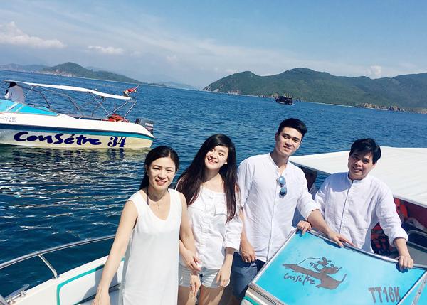 Ngoại hình trẻ đẹp và tâm hồn đồng điệu với con dâu của mẹ chồng Á hậu Thùy Dung-7