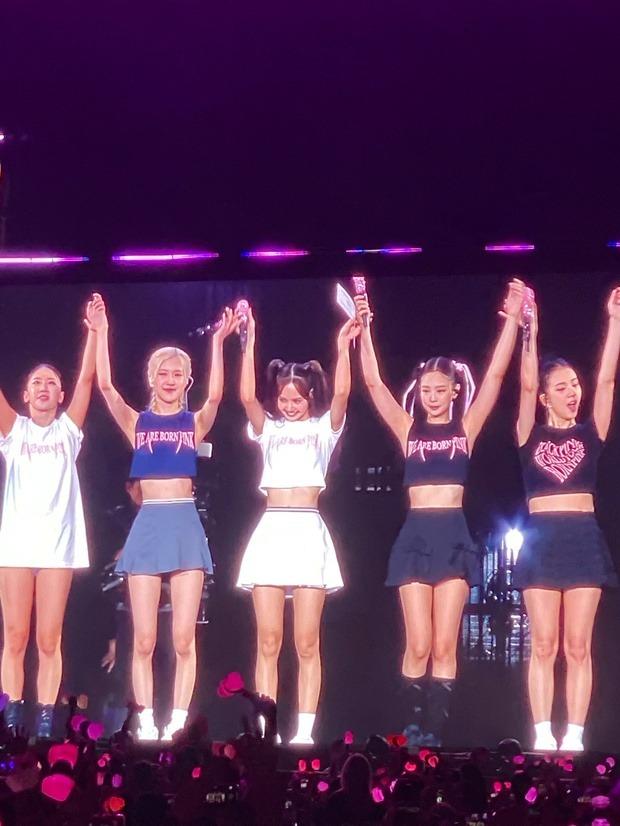 NÓNG: BTC vừa mở cổng bán vé concert BLACKPINK ngày 2, còn nhiều hạng vé chưa sold-out!-2