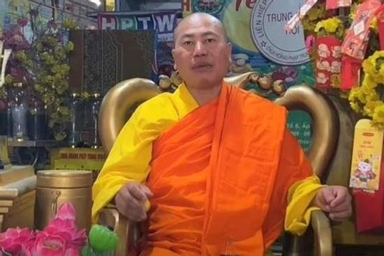 Các YouTuber và TikToker liên quan 'đại đức Thích Tâm Phúc' có bị xử lý?