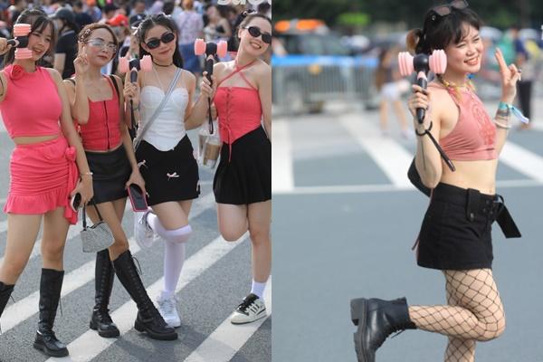 Riêng mình Lisa xõa tóc, Jennie là bà hoàng ruy băng trong Born Pink Hà Nội ngày 2-5