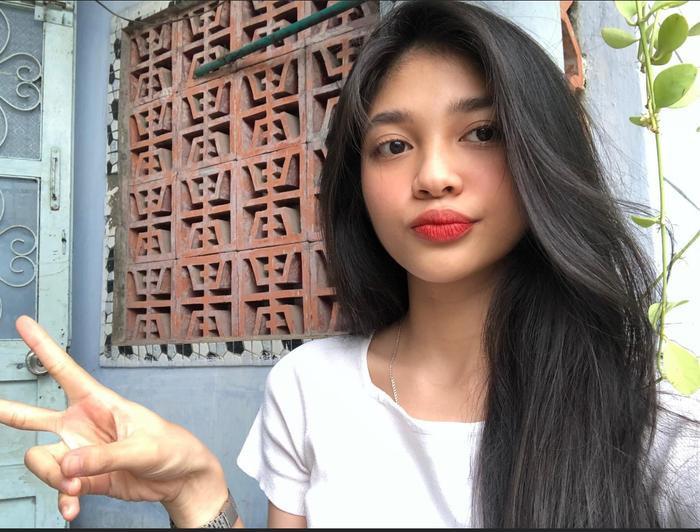 Khung cảnh giản dị nhà Minh Kiên, nàng Á hậu có hoàn cảnh đặc biệt - cha mẹ ly hôn khi chưa kịp chào đời, đối lập với nhà Hoa hậu và Á hậu 1-2