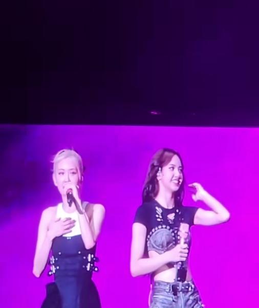 Dàn dancer của BLACKPINK mê đắm cà phê Việt Nam-2