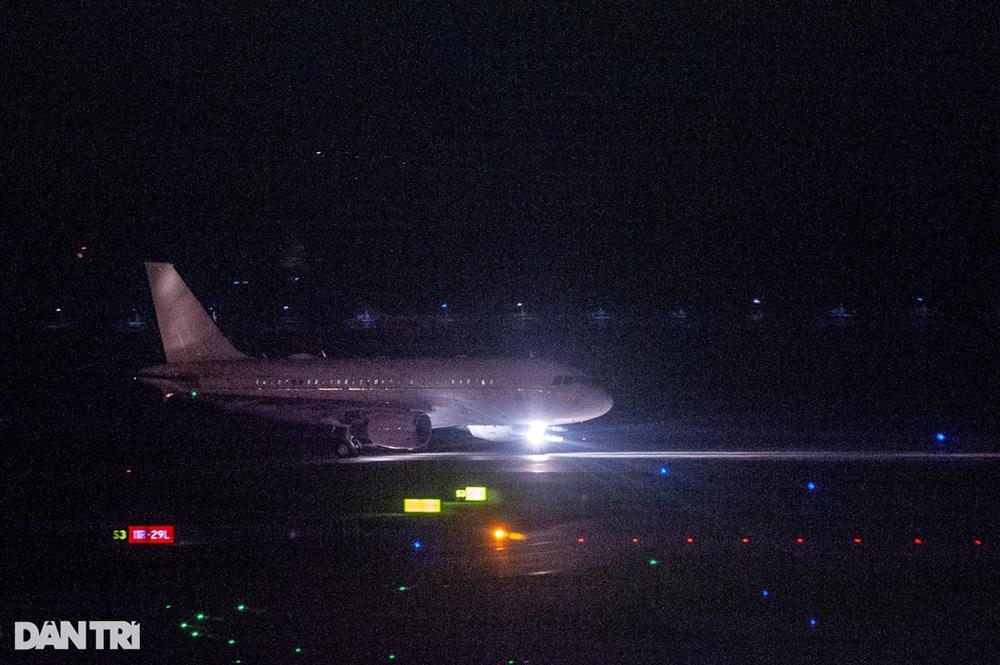 Nhóm BlackPink về nước ngay trong đêm sau 2 buổi diễn bùng nổ tại Hà Nội-1