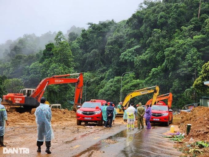 Một đoạn đèo Bảo Lộc tan hoang, đang tìm kiếm nạn nhân thứ 4-4