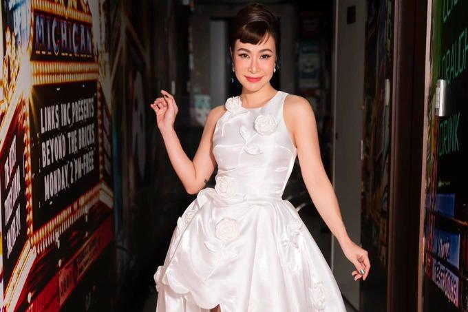 Uyên Linh lên tiếng về thái độ trong clip khán giả giật mic phàn nàn-2