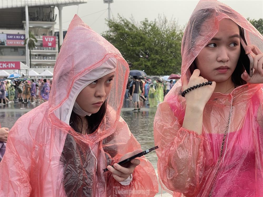 Báo Hàn choáng với độ cuồng BlackPink của khán giả Việt Nam-2