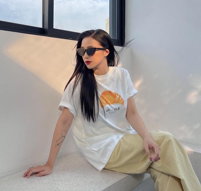 Hot mom Salim với phong cách thời trang mùa hè trẻ trung, đáng tham khảo-6