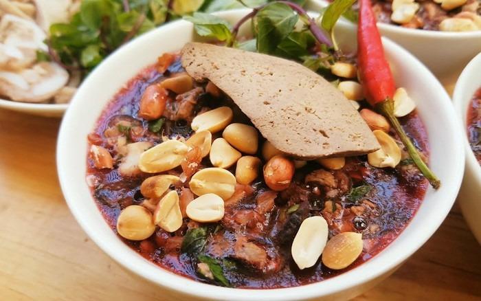 Điếc hoàn toàn sau khi ăn món khoái khẩu ngày hè-1